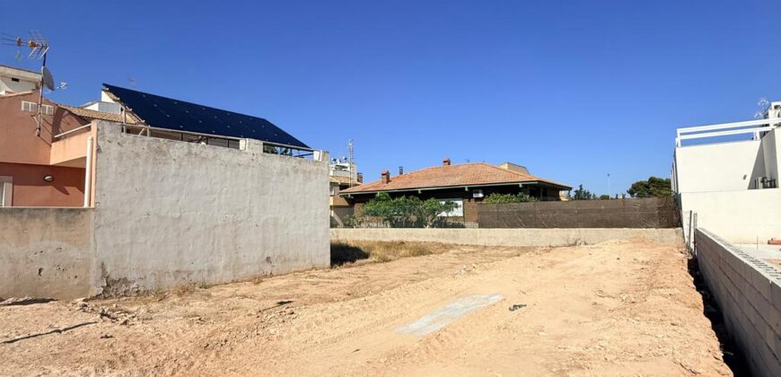 Terreno en Los Alcázares