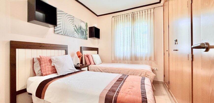 Exclusiva villa modelo Ciervo con piscina en Mar Menor Golf Resort